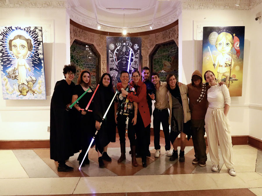 UN TRIBUTO A UNA GALAXIA MUY MUY LEJANA