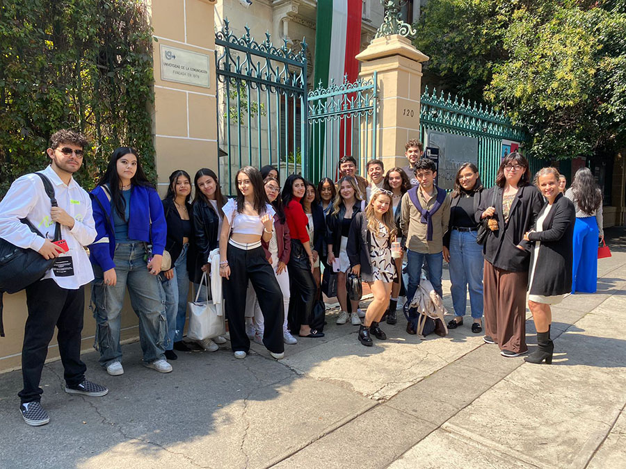 LICENCIATURA EN PUBLICIDAD EN EL FASHION FEST DE LIVERPOOL 2023